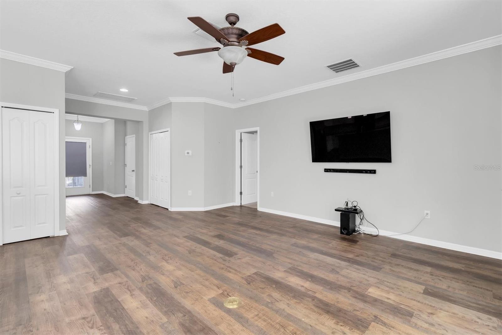 Image 6 of 50 For 11150 Paradise Point Way