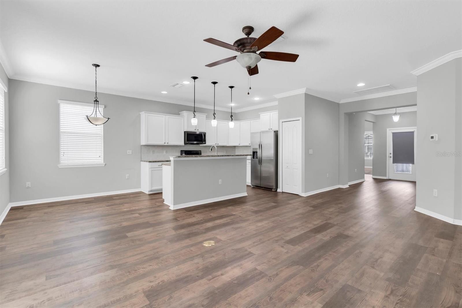 Image 8 of 50 For 11150 Paradise Point Way