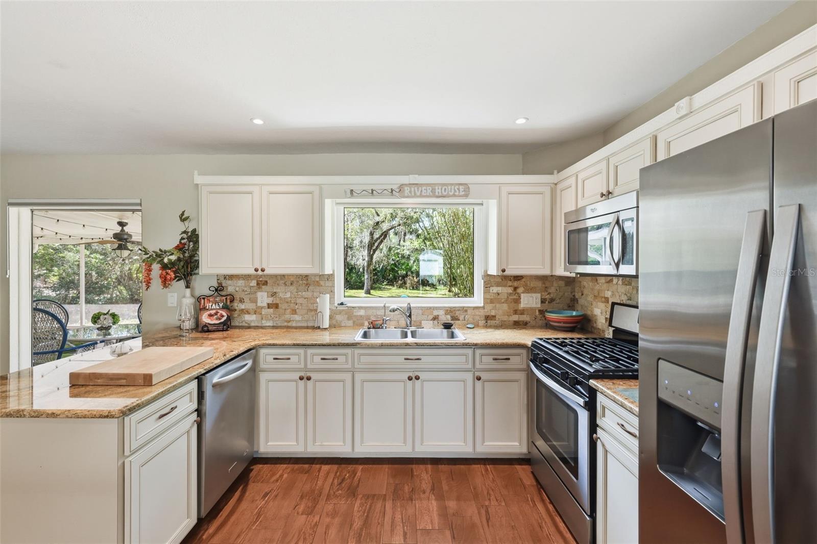 Image 13 of 46 For 4064 Concord Drive