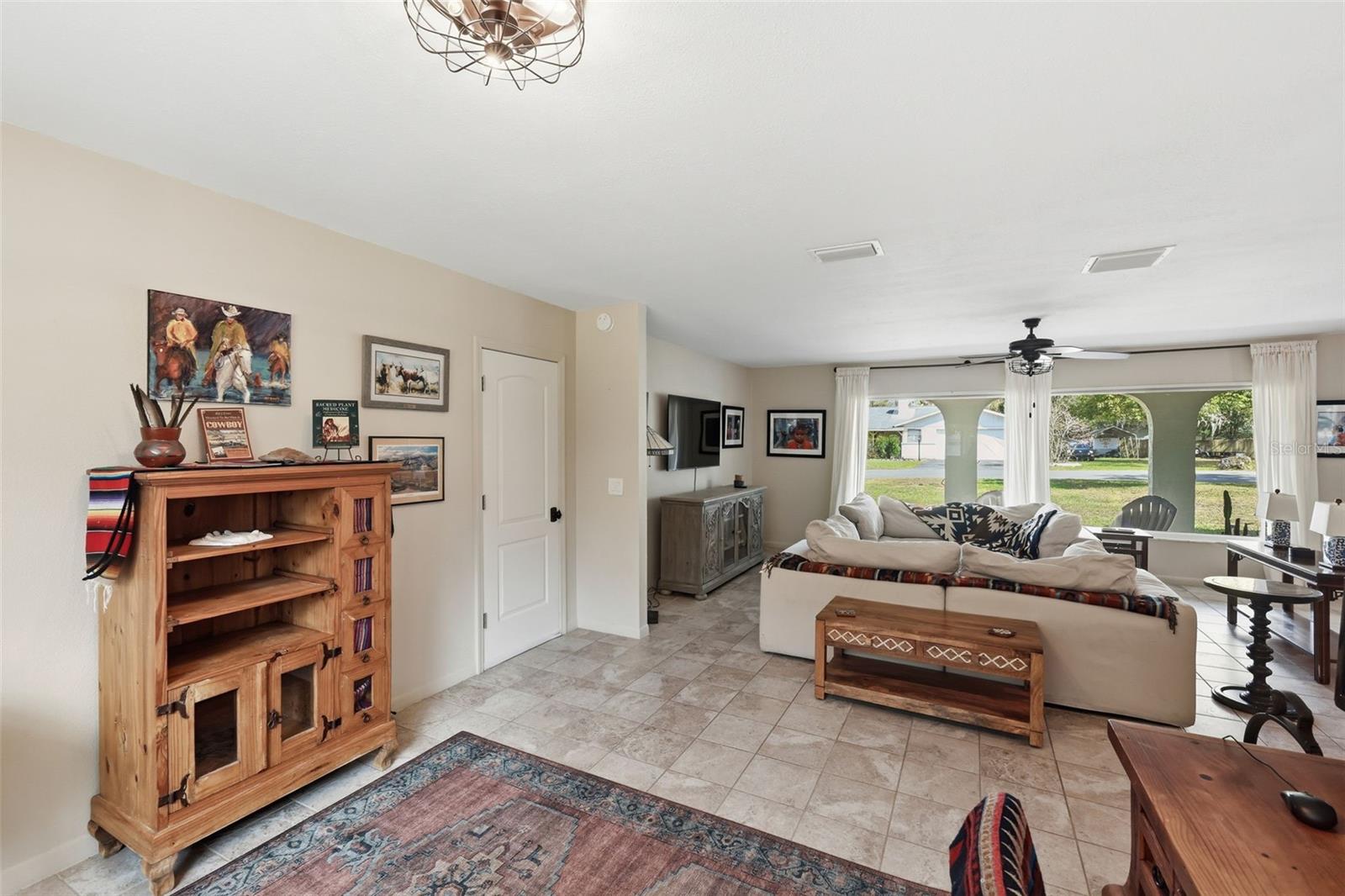 Image 18 of 46 For 4064 Concord Drive