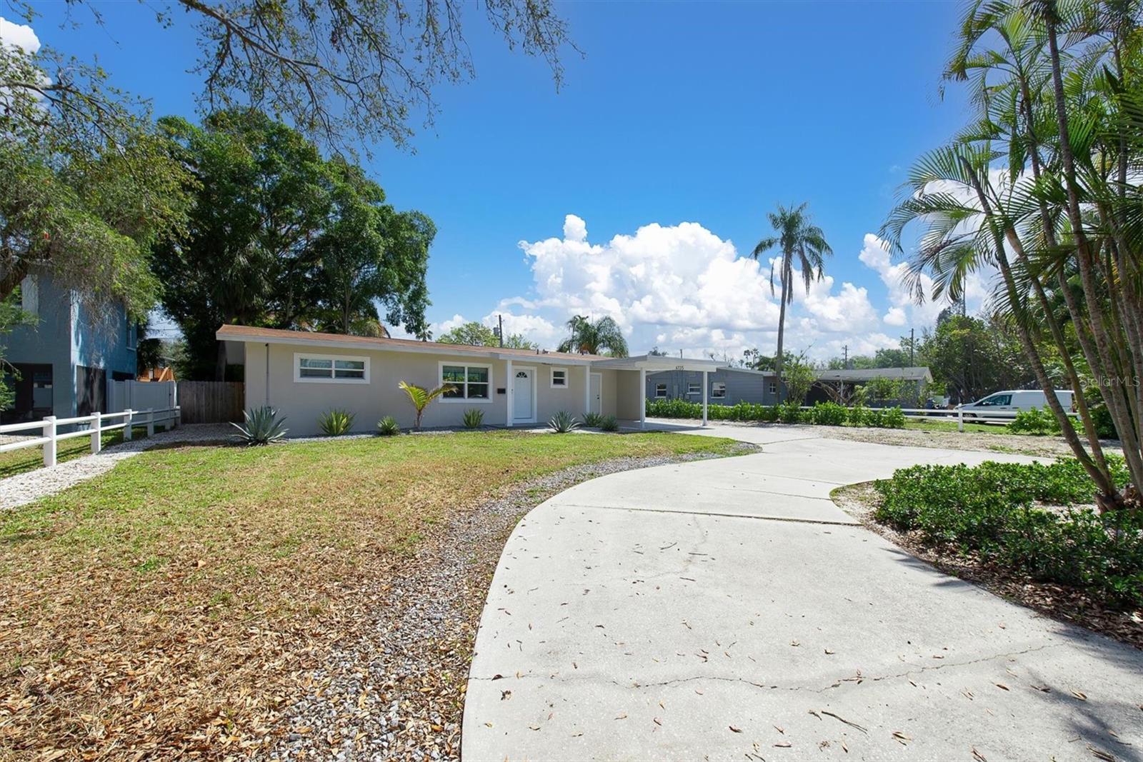 Image 34 of 39 For 4135 Shore Acres Boulevard Ne