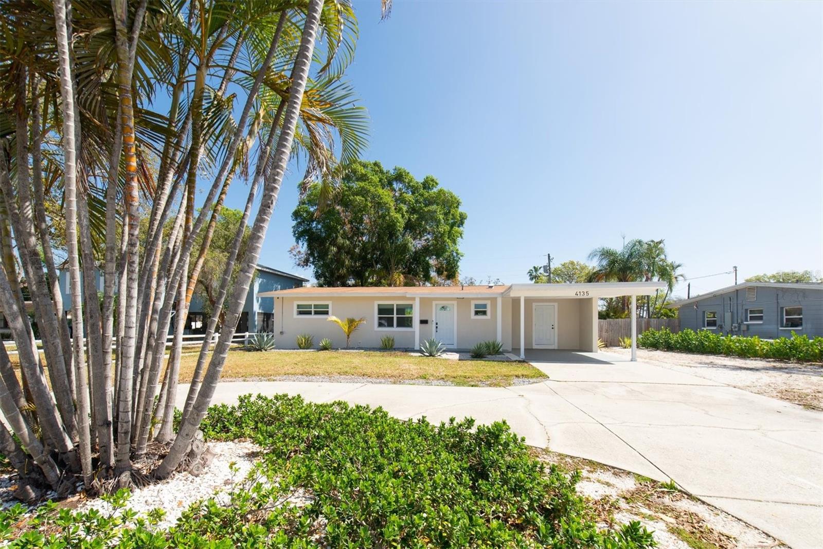 Image 37 of 39 For 4135 Shore Acres Boulevard Ne