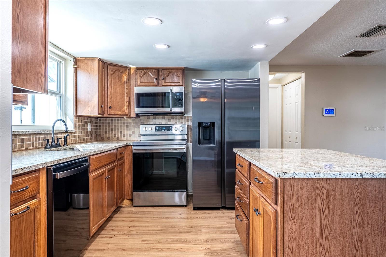 Image 11 of 37 For 9720 Gray Fox Lane