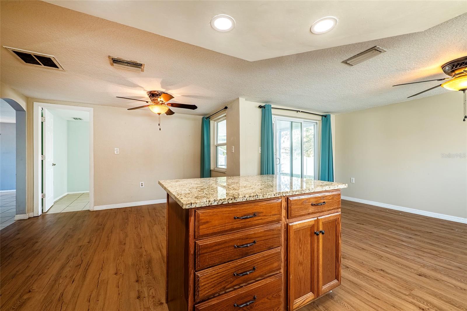 Image 15 of 37 For 9720 Gray Fox Lane