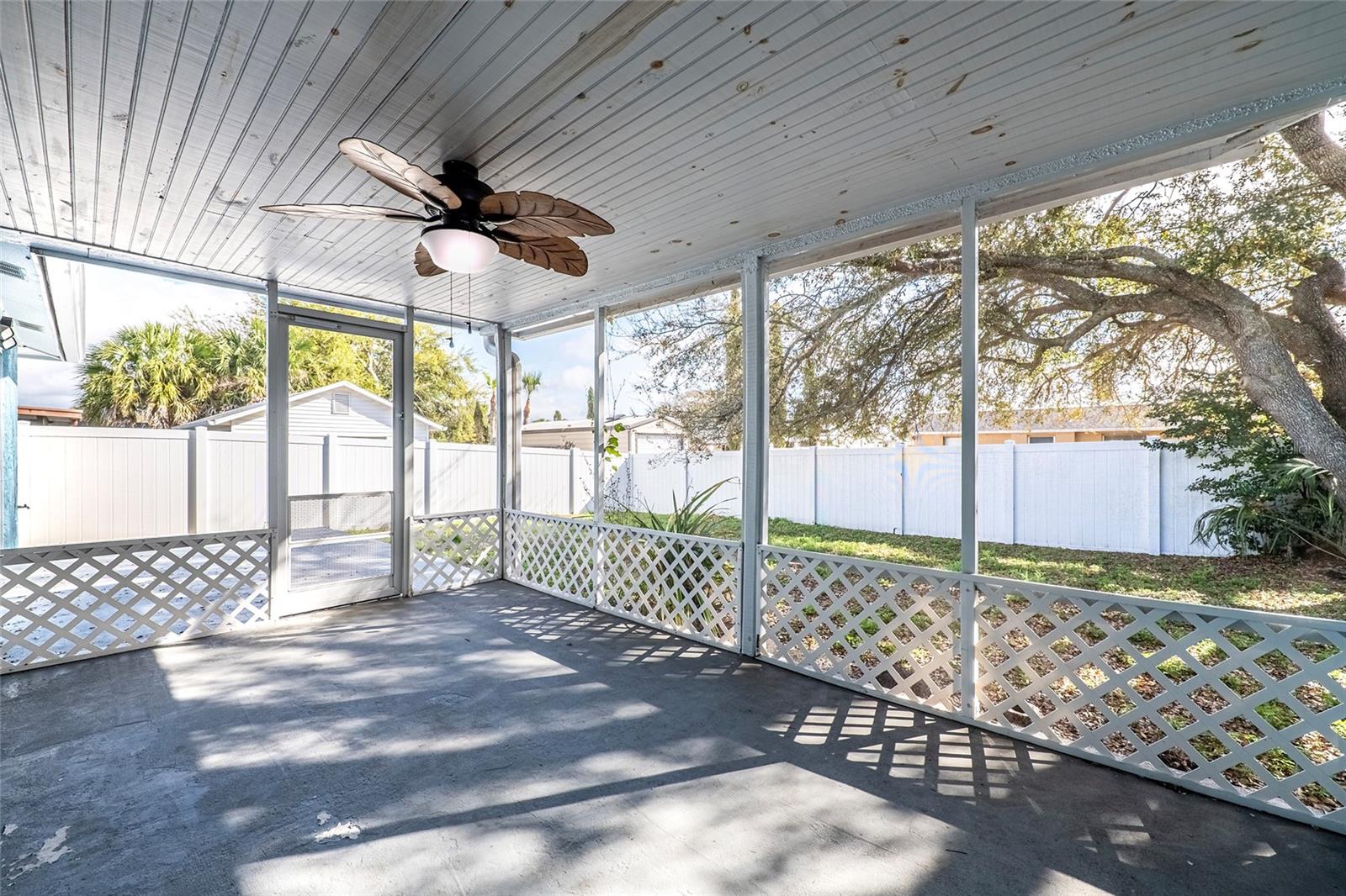 Image 31 of 37 For 9720 Gray Fox Lane