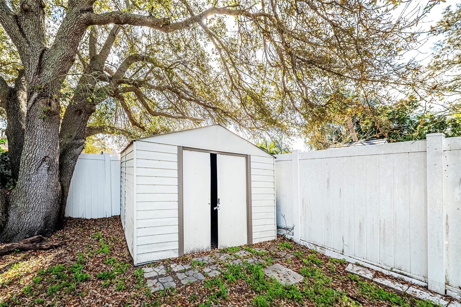 Image 34 of 37 For 9720 Gray Fox Lane