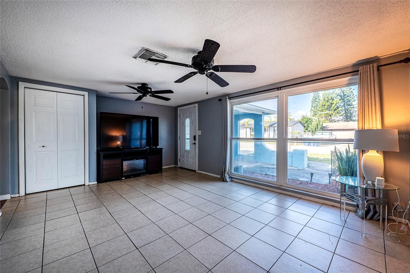 Image 4 of 37 For 9720 Gray Fox Lane