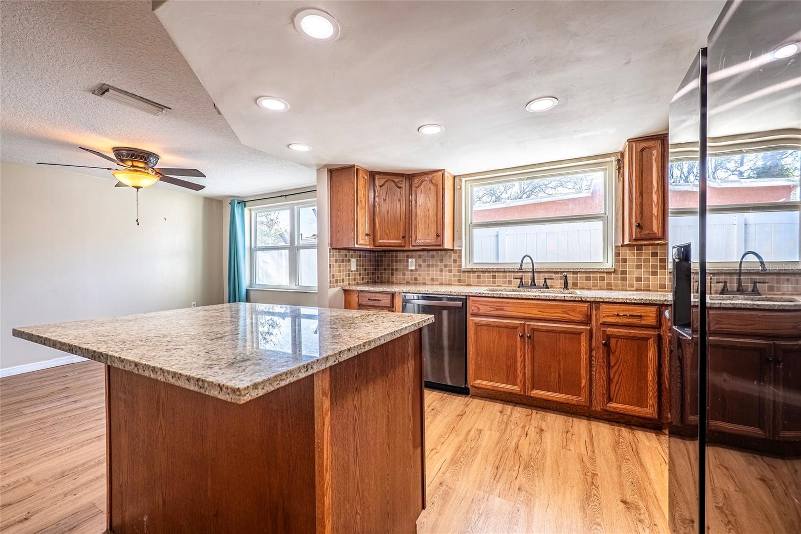 Image 9 of 37 For 9720 Gray Fox Lane