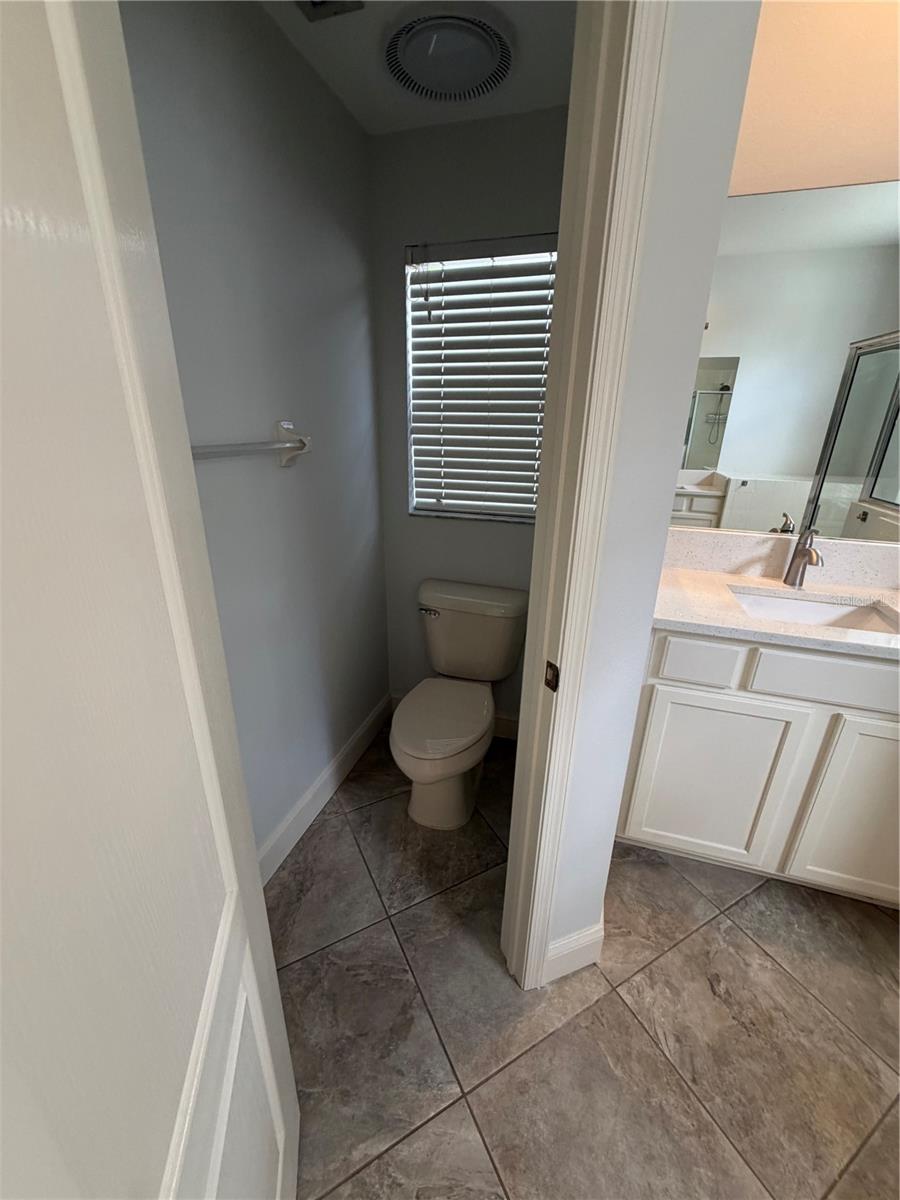 Image 21 of 27 For 10132 Downey Lane