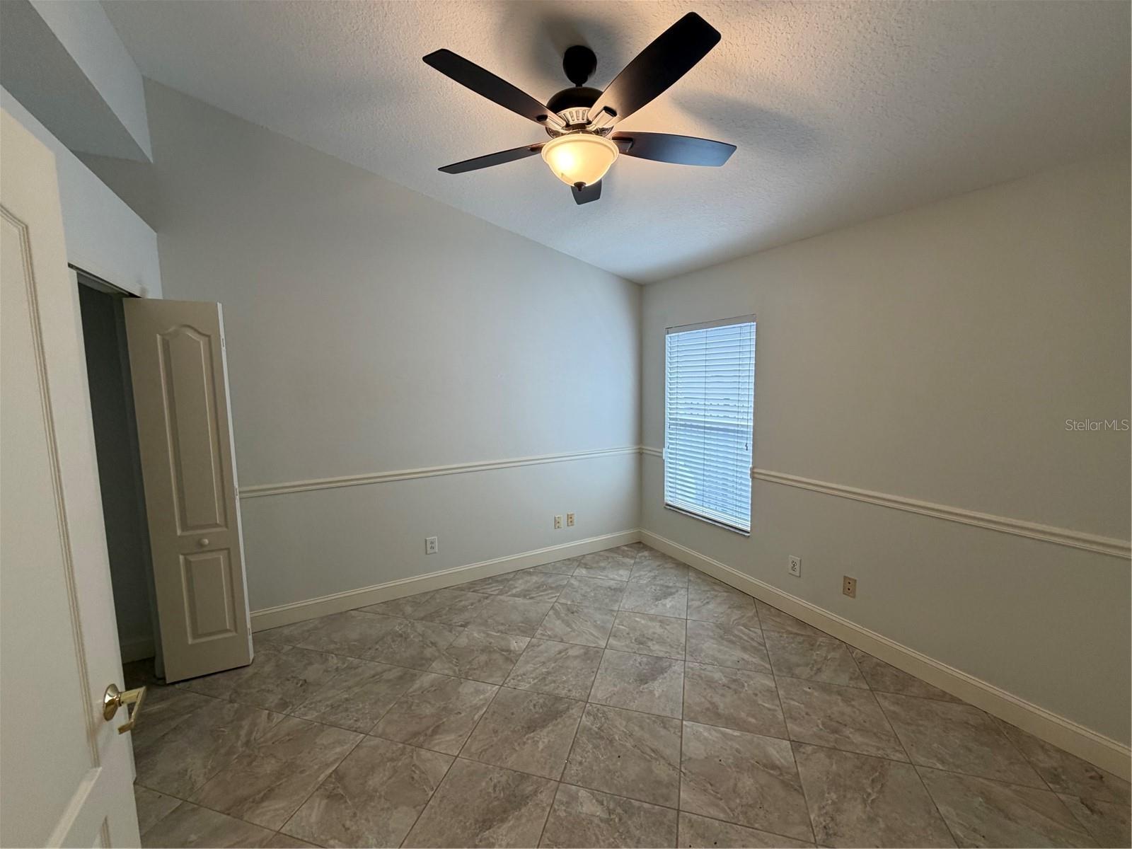 Image 5 of 27 For 10132 Downey Lane