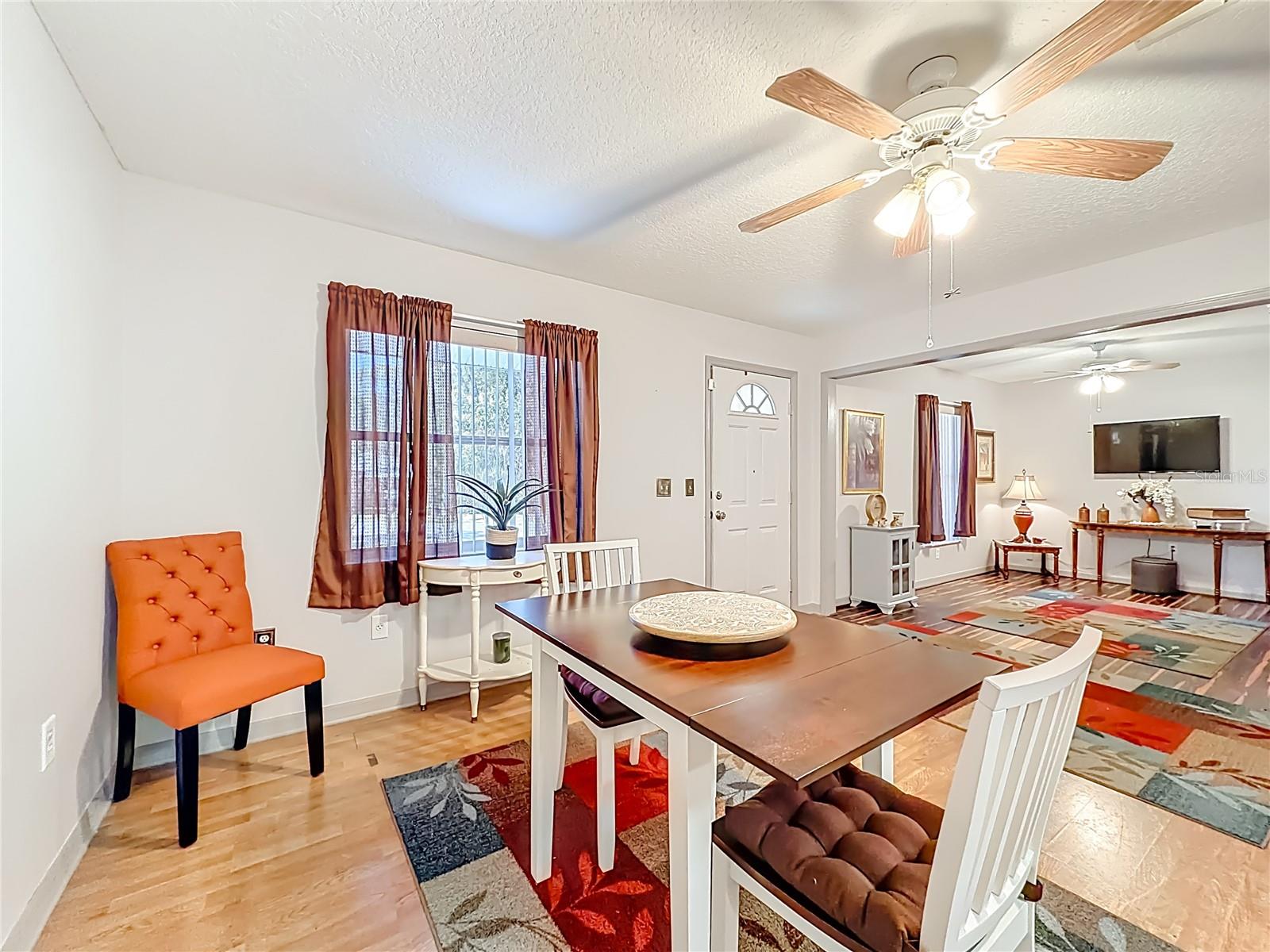 Image 16 of 61 For 457 Rooks Avenue