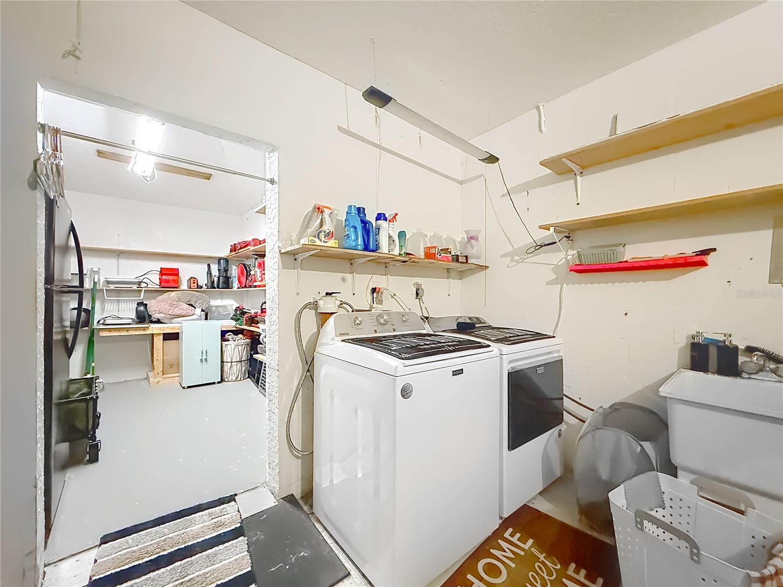 Image 38 of 61 For 457 Rooks Avenue