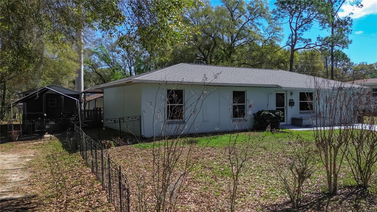 Image 4 of 61 For 457 Rooks Avenue