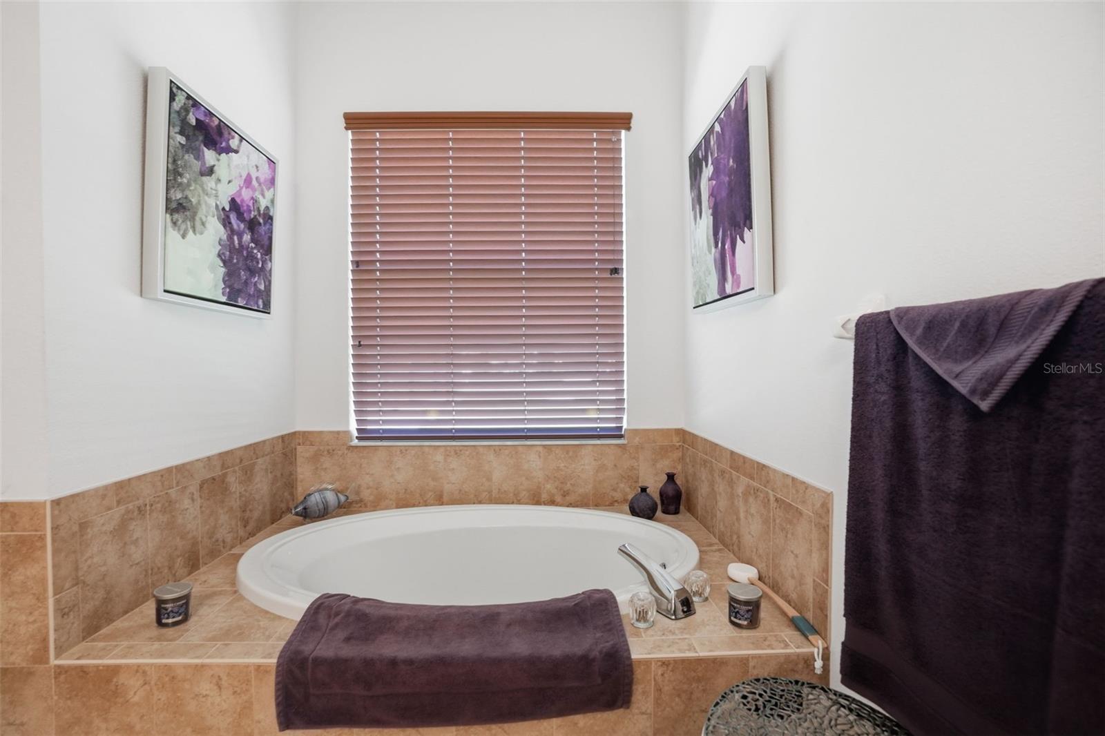 Image 15 of 46 For 4344 High Ridge Avenue