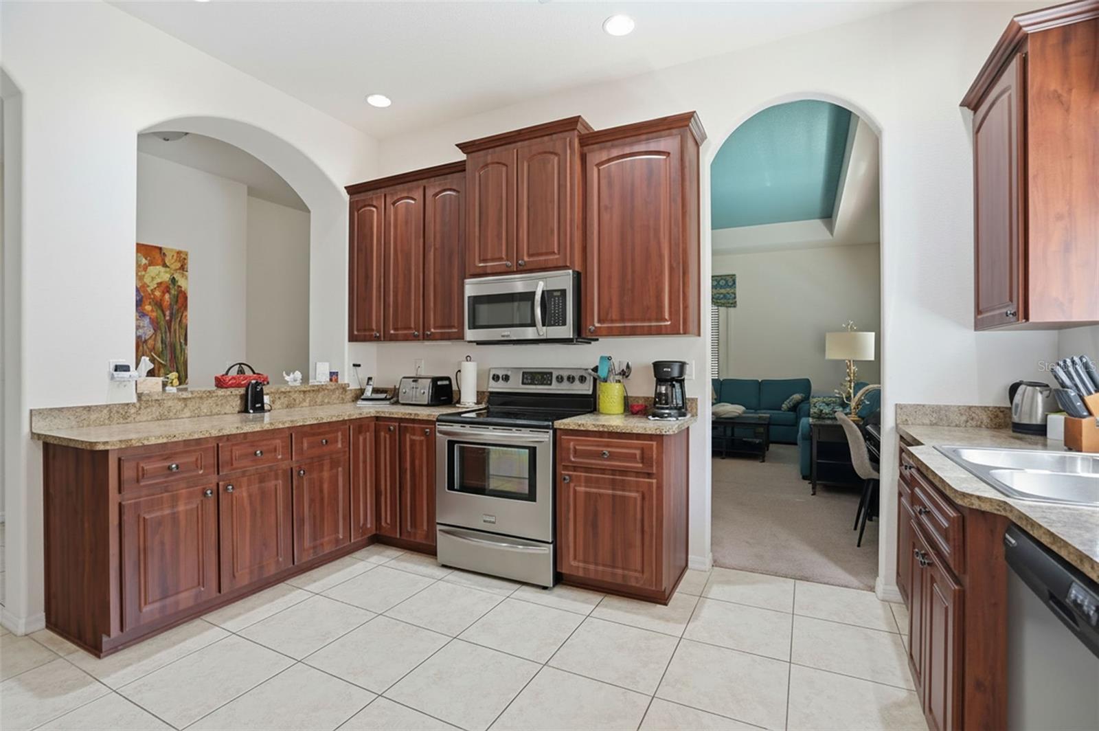 Image 21 of 46 For 4344 High Ridge Avenue