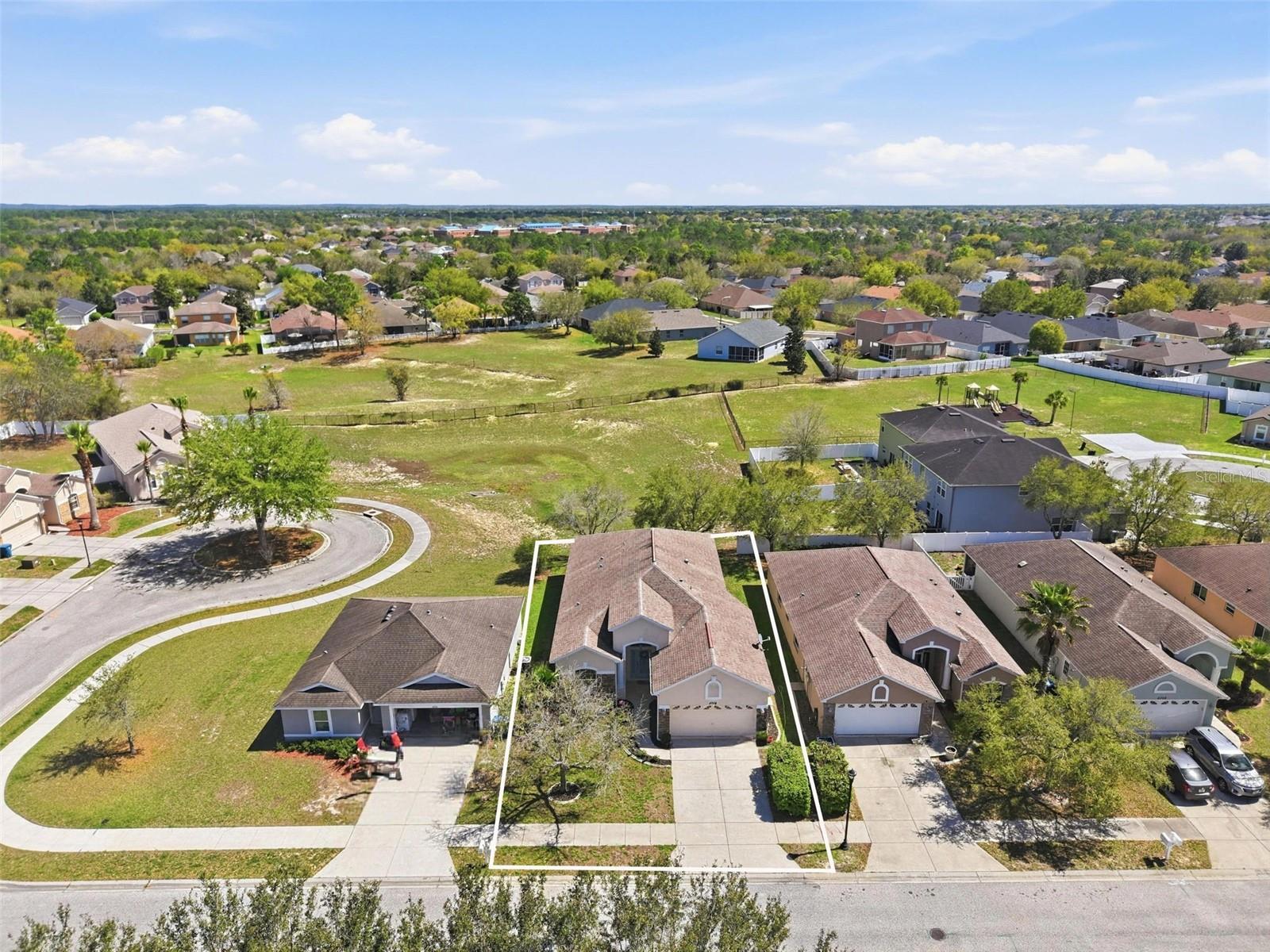 Image 3 of 46 For 4344 High Ridge Avenue