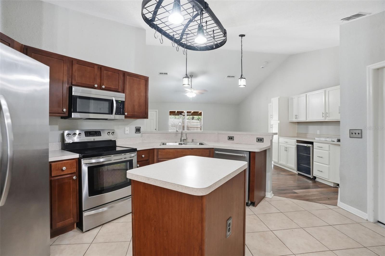 Image 3 of 51 For 3395 Hartley Road