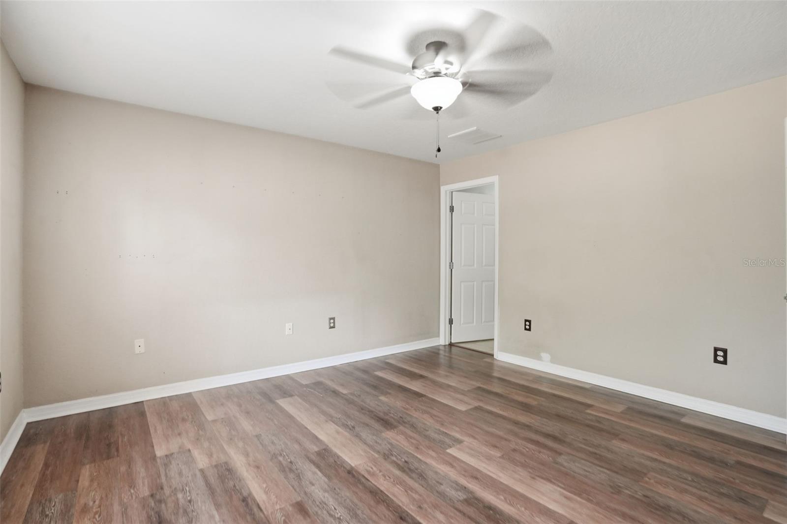 Image 31 of 51 For 3395 Hartley Road