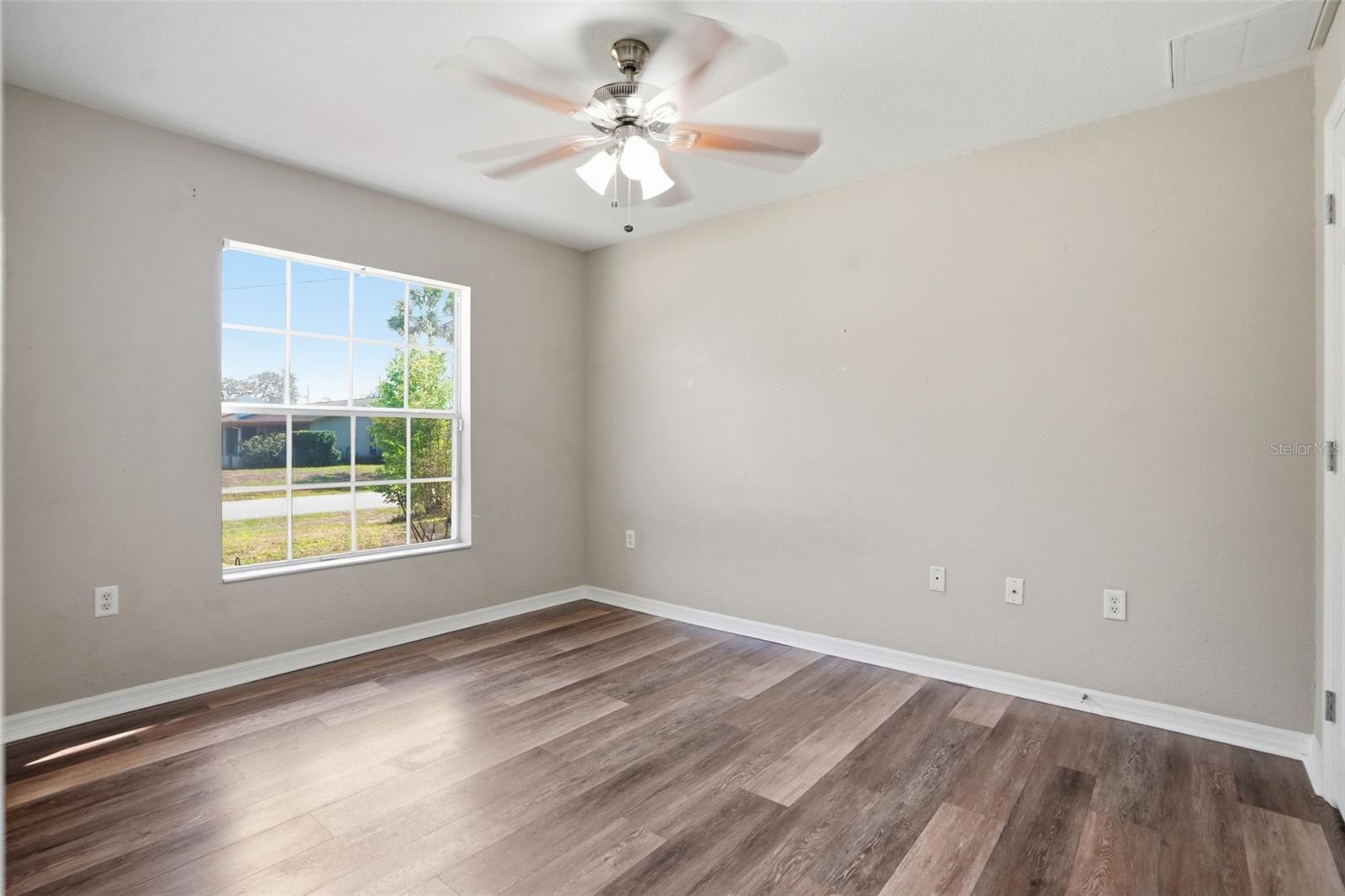 Image 32 of 51 For 3395 Hartley Road