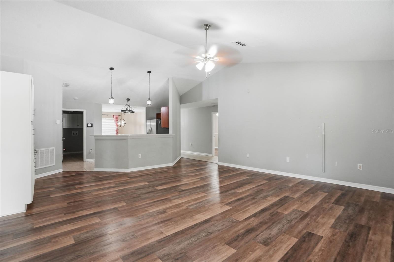 Image 6 of 51 For 3395 Hartley Road