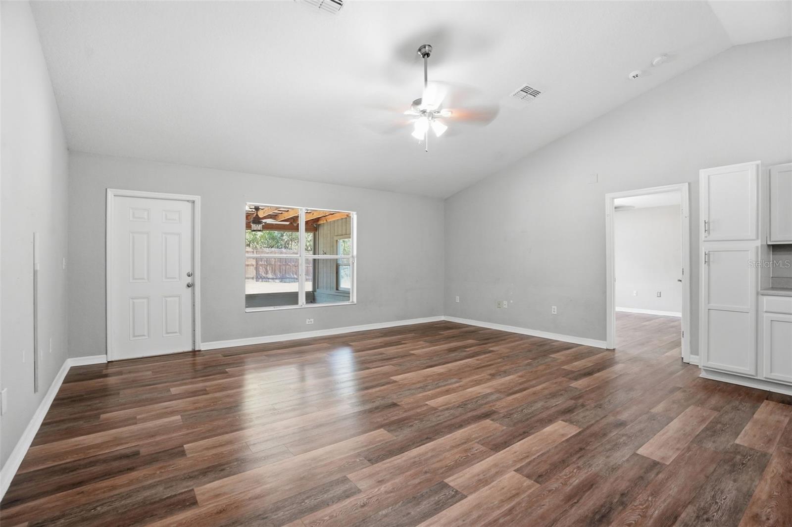 Image 8 of 51 For 3395 Hartley Road