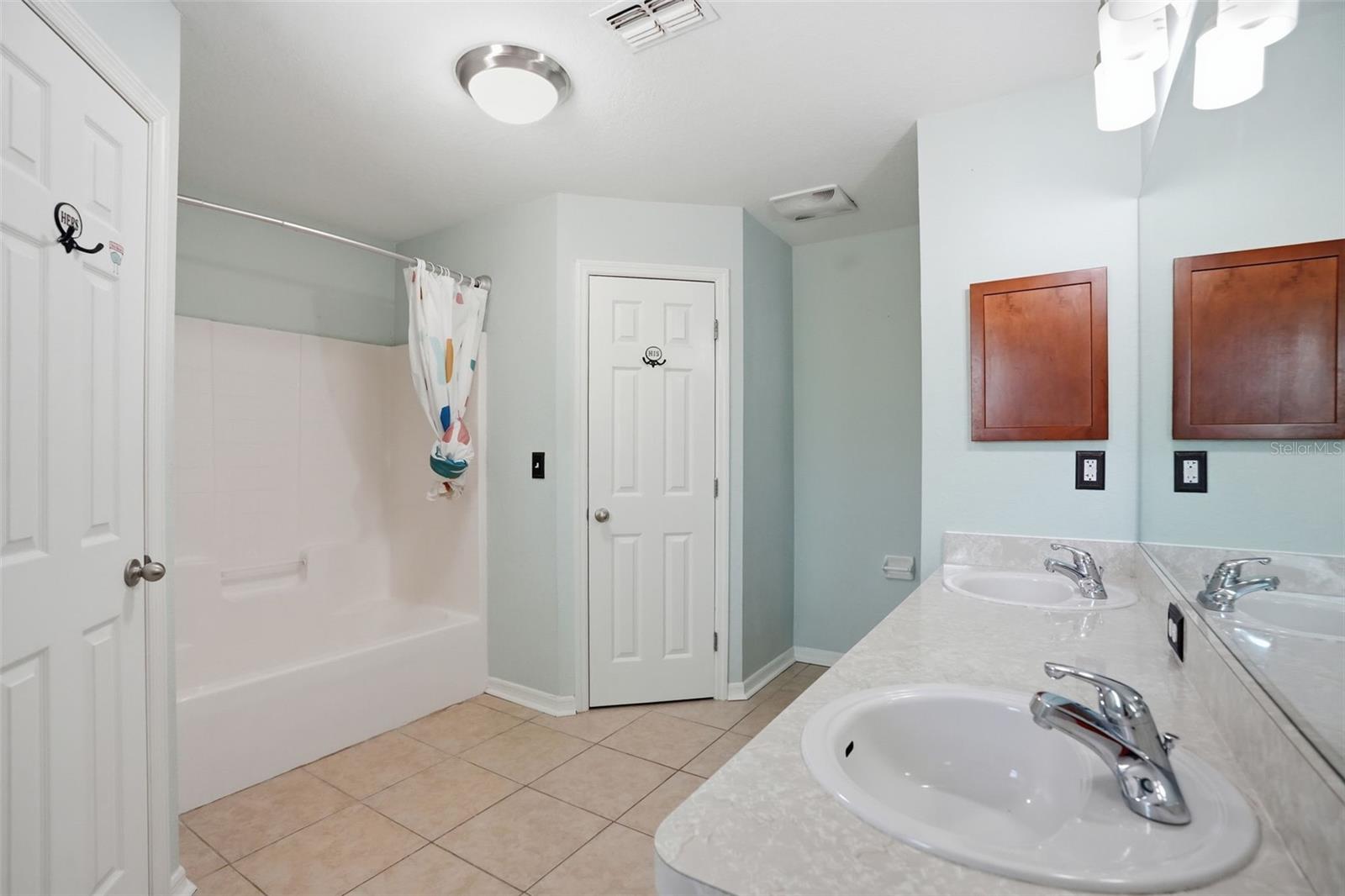 Image 9 of 51 For 3395 Hartley Road