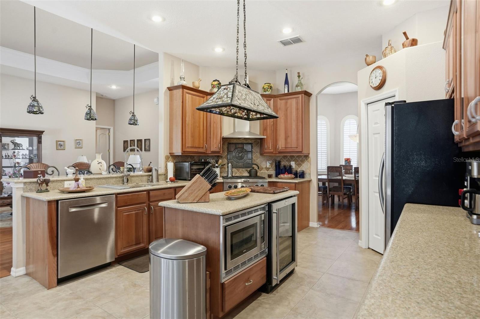 Image 21 of 73 For 11033 Baywind Court