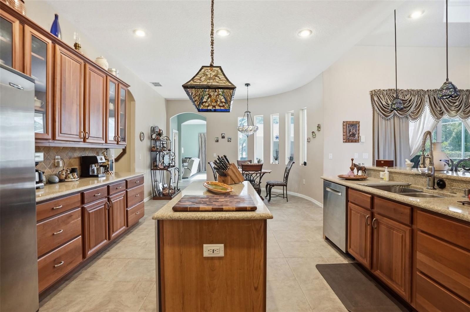 Image 23 of 73 For 11033 Baywind Court