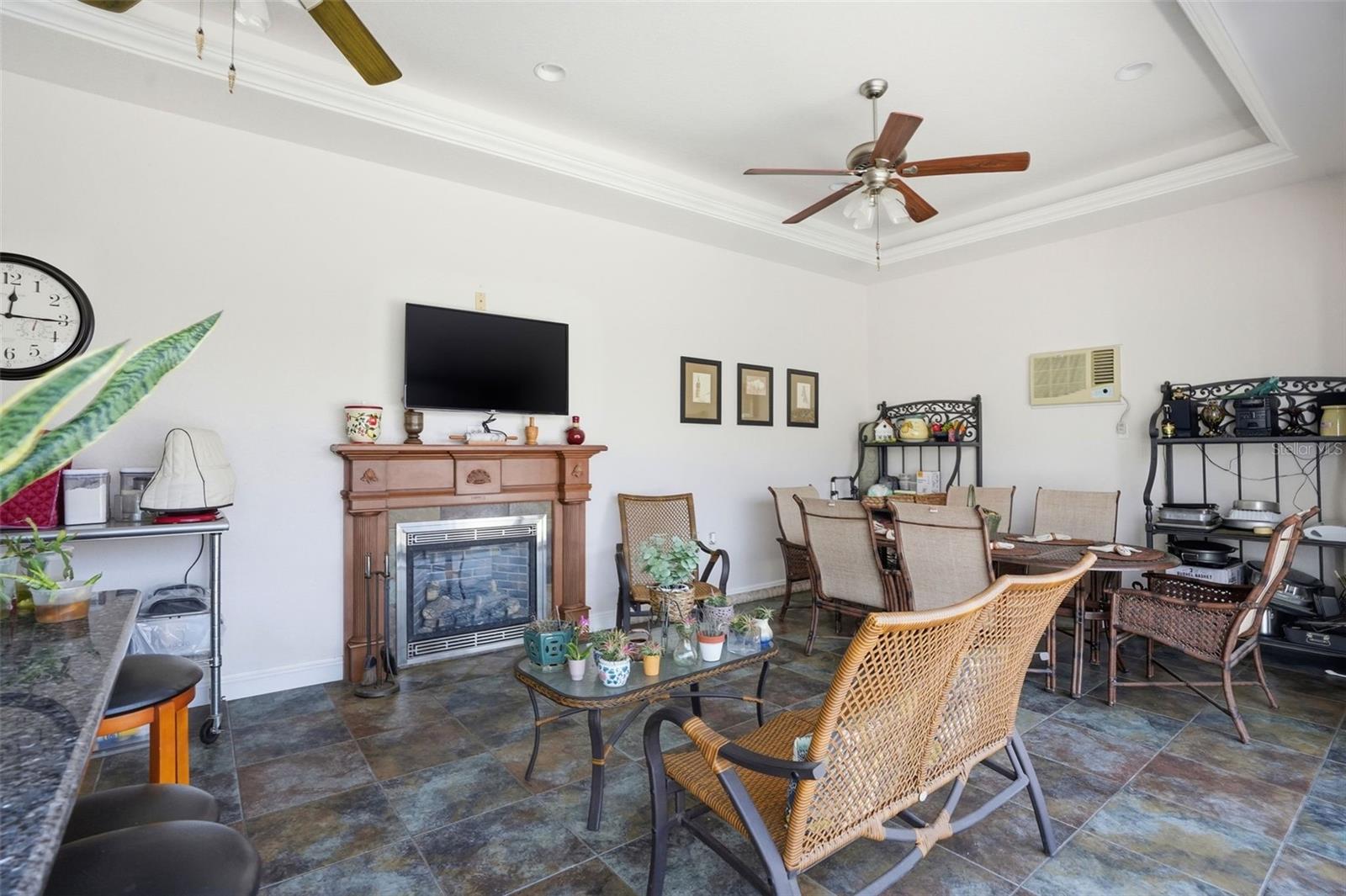 Image 45 of 73 For 11033 Baywind Court