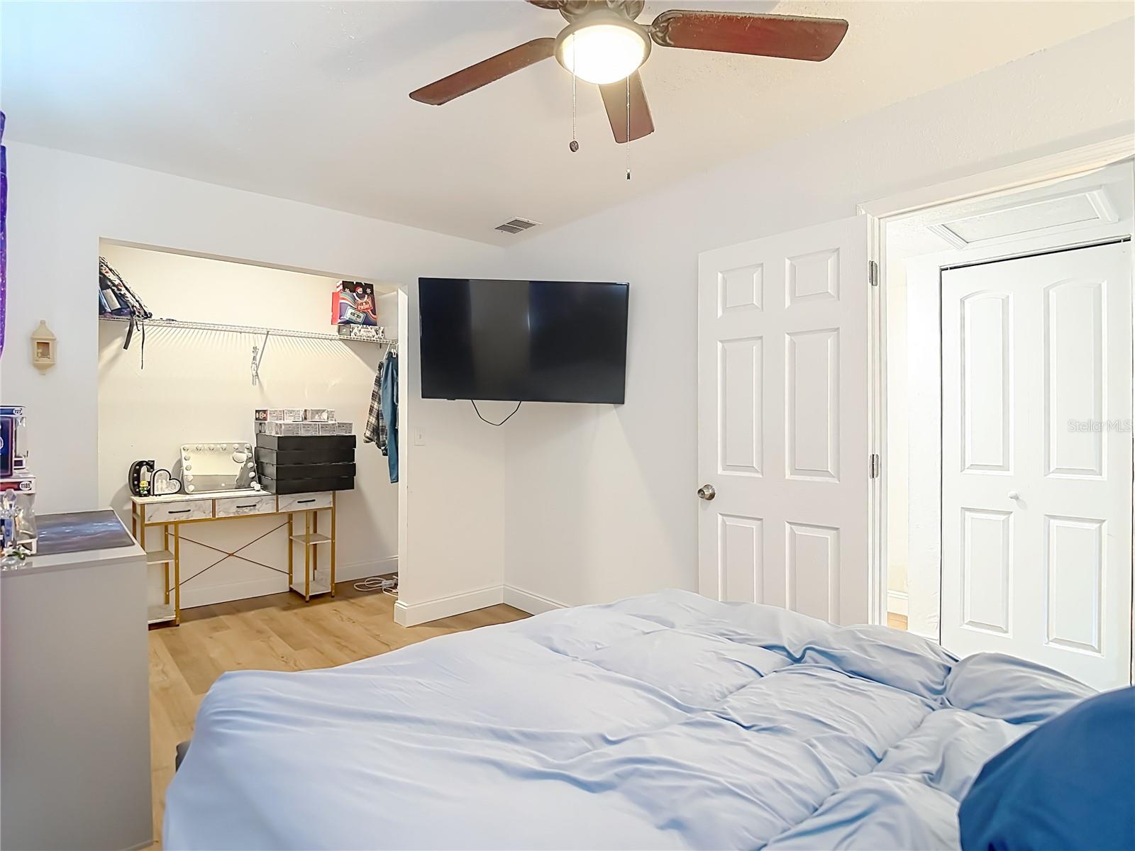 Image 30 of 69 For 5110 Gateway Drive