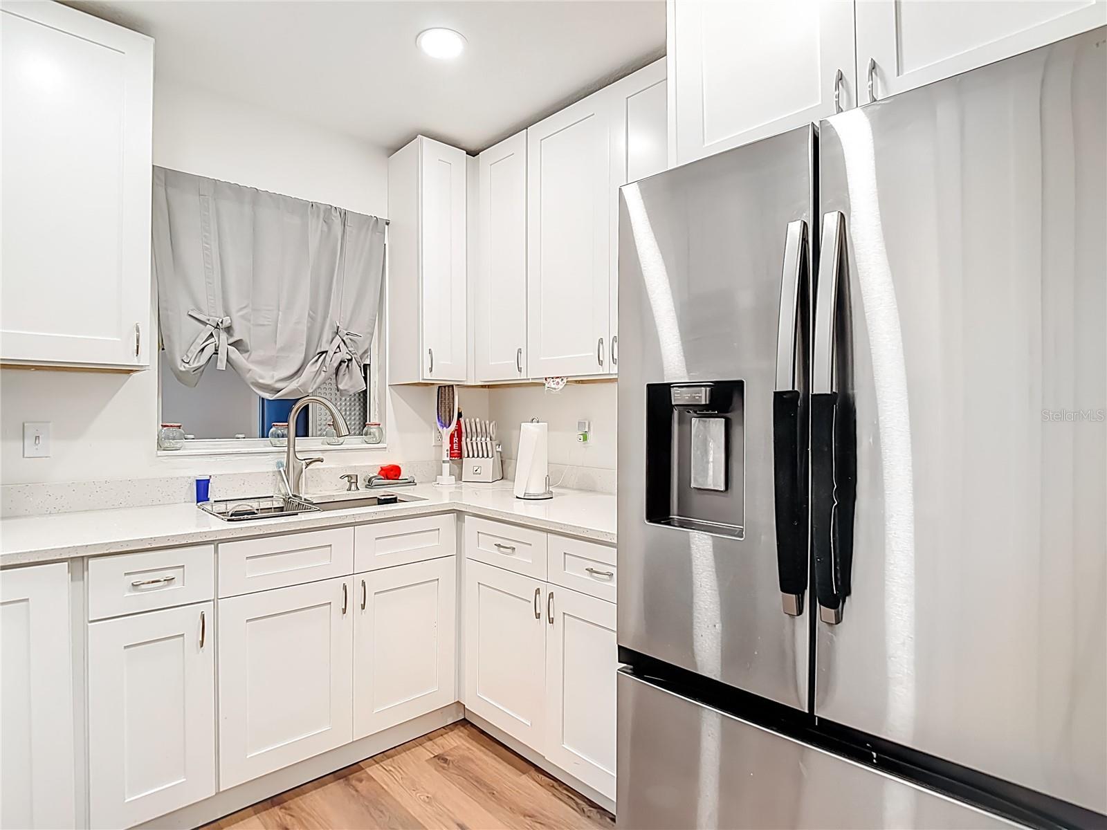 Image 9 of 69 For 5110 Gateway Drive