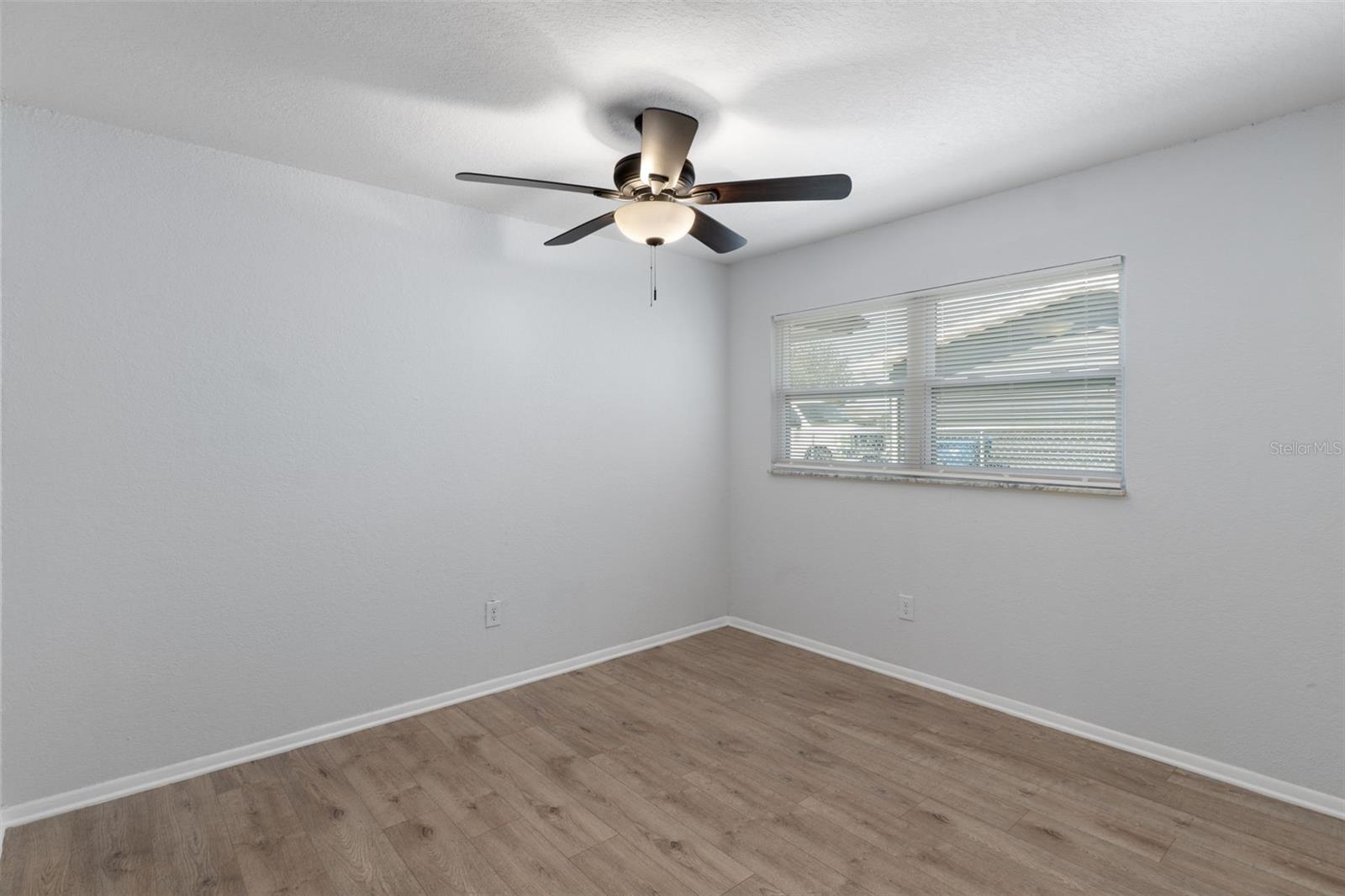 Image 22 of 34 For 4668 Crescent Road