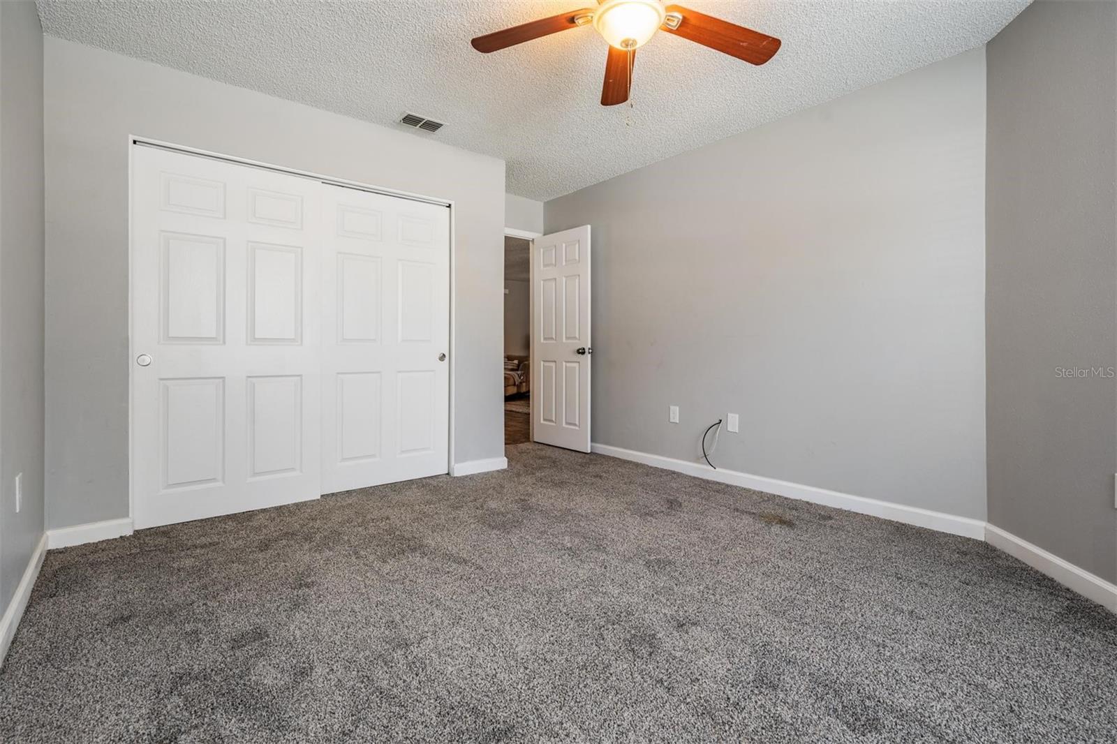 Image 20 of 33 For 11308 Versailles Lane C