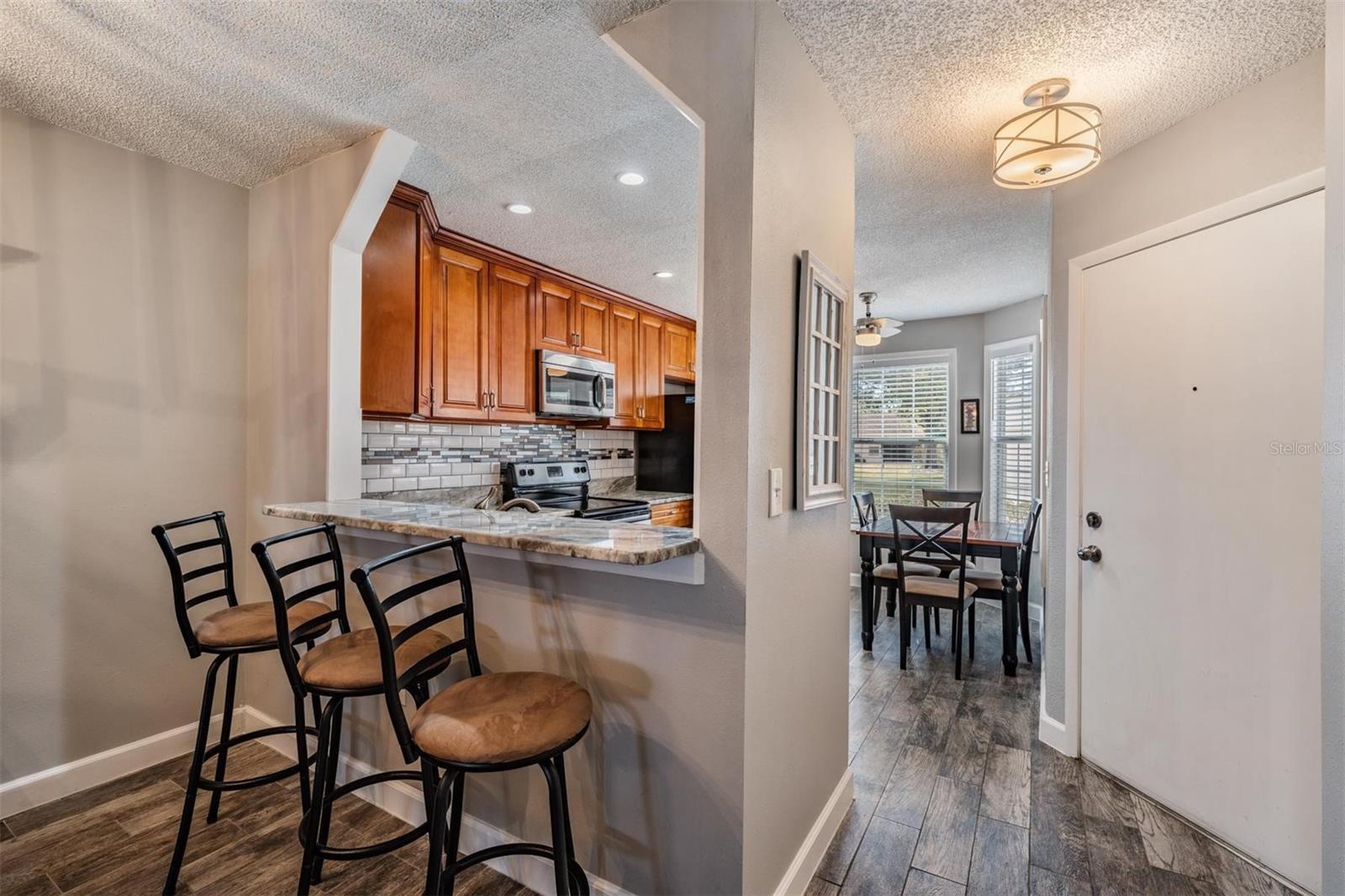 Image 8 of 33 For 11308 Versailles Lane C