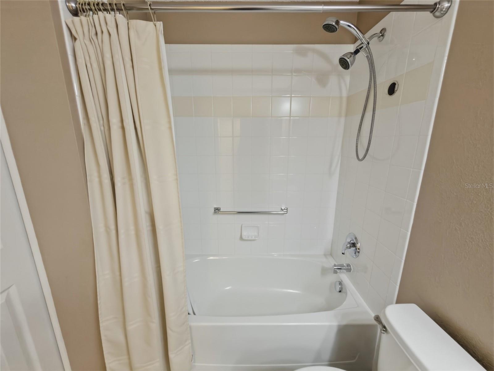 Image 34 of 70 For 18038 Webster Grove Drive