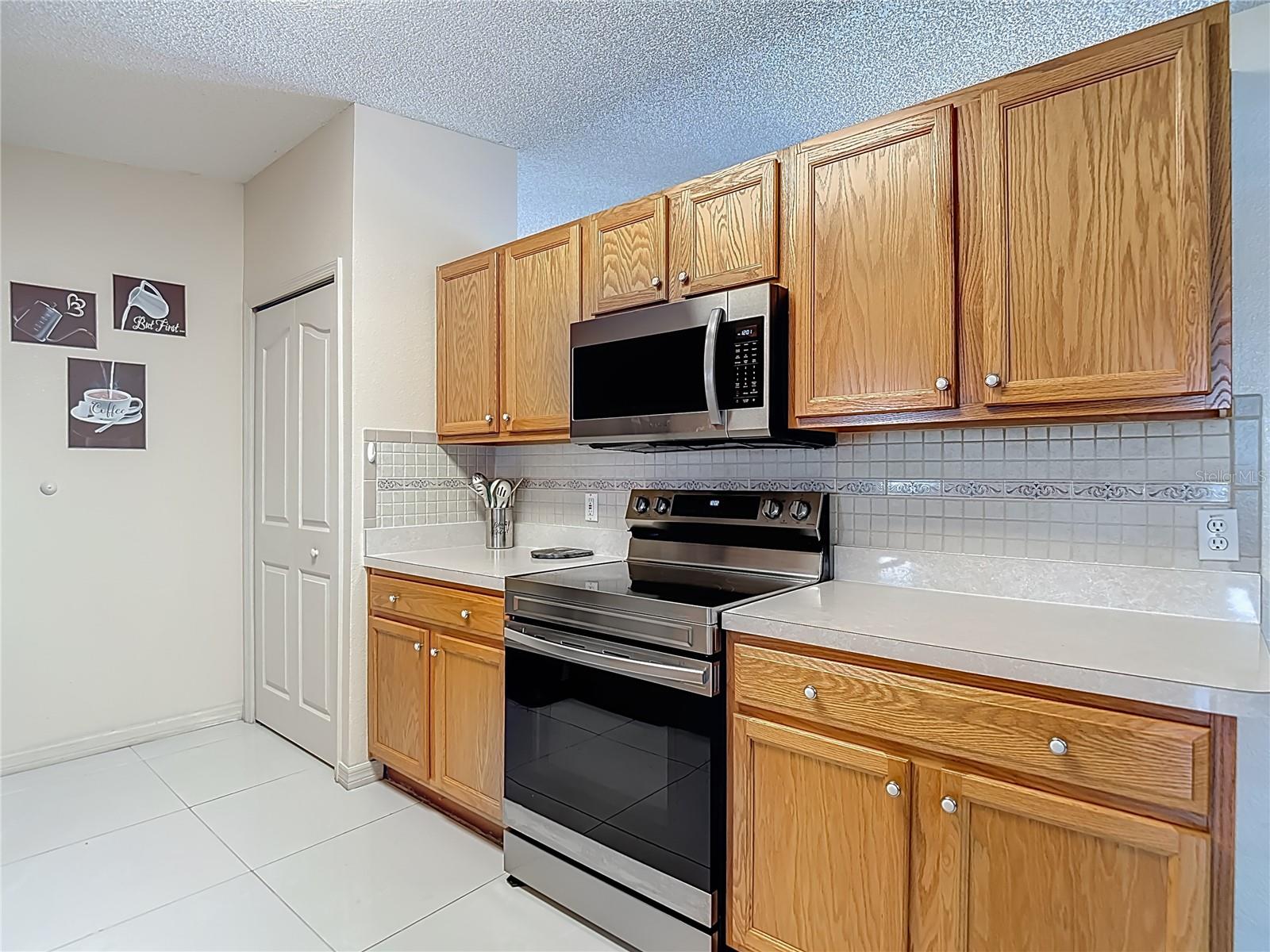 Image 17 of 55 For 11509 Tuscanny Avenue