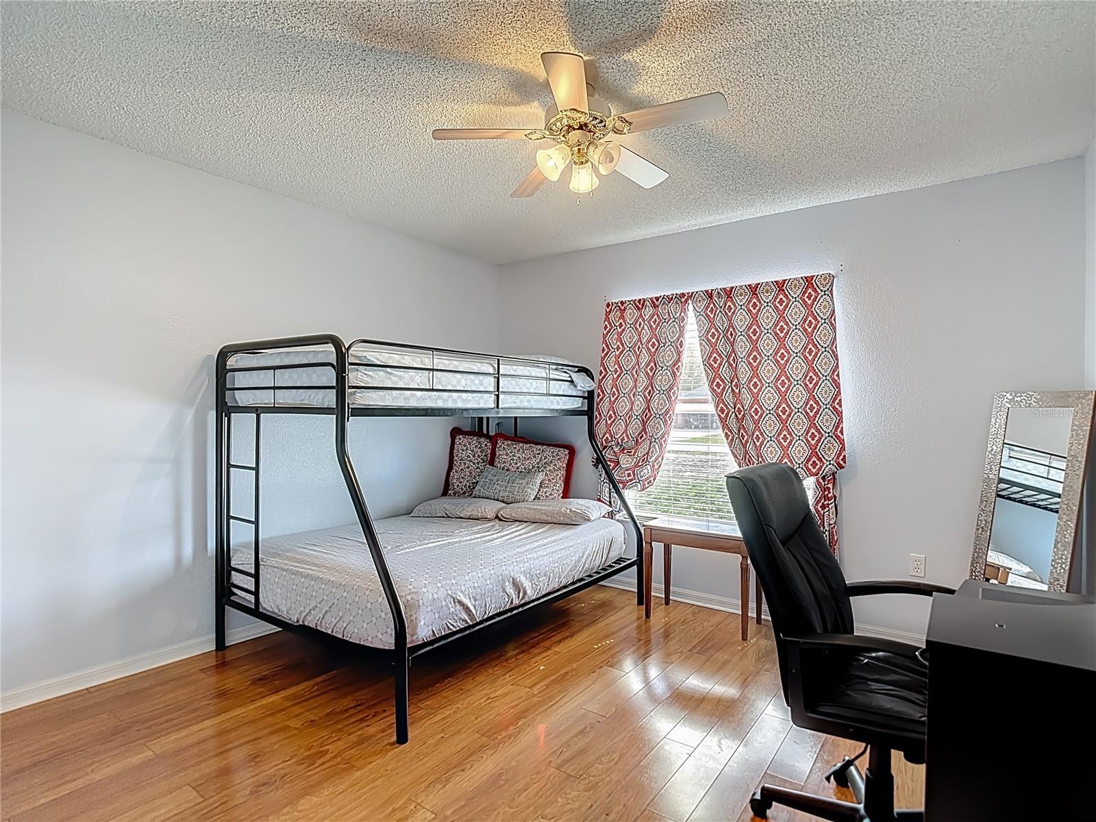 Image 33 of 55 For 11509 Tuscanny Avenue