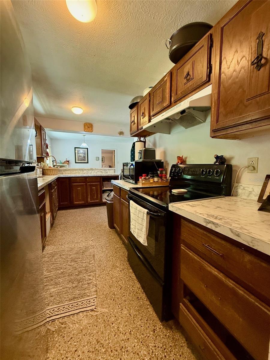 Image 4 of 39 For 5121 Rawls Road