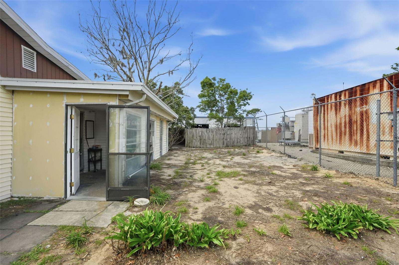 Image 15 of 42 For 13379 Chambord Street