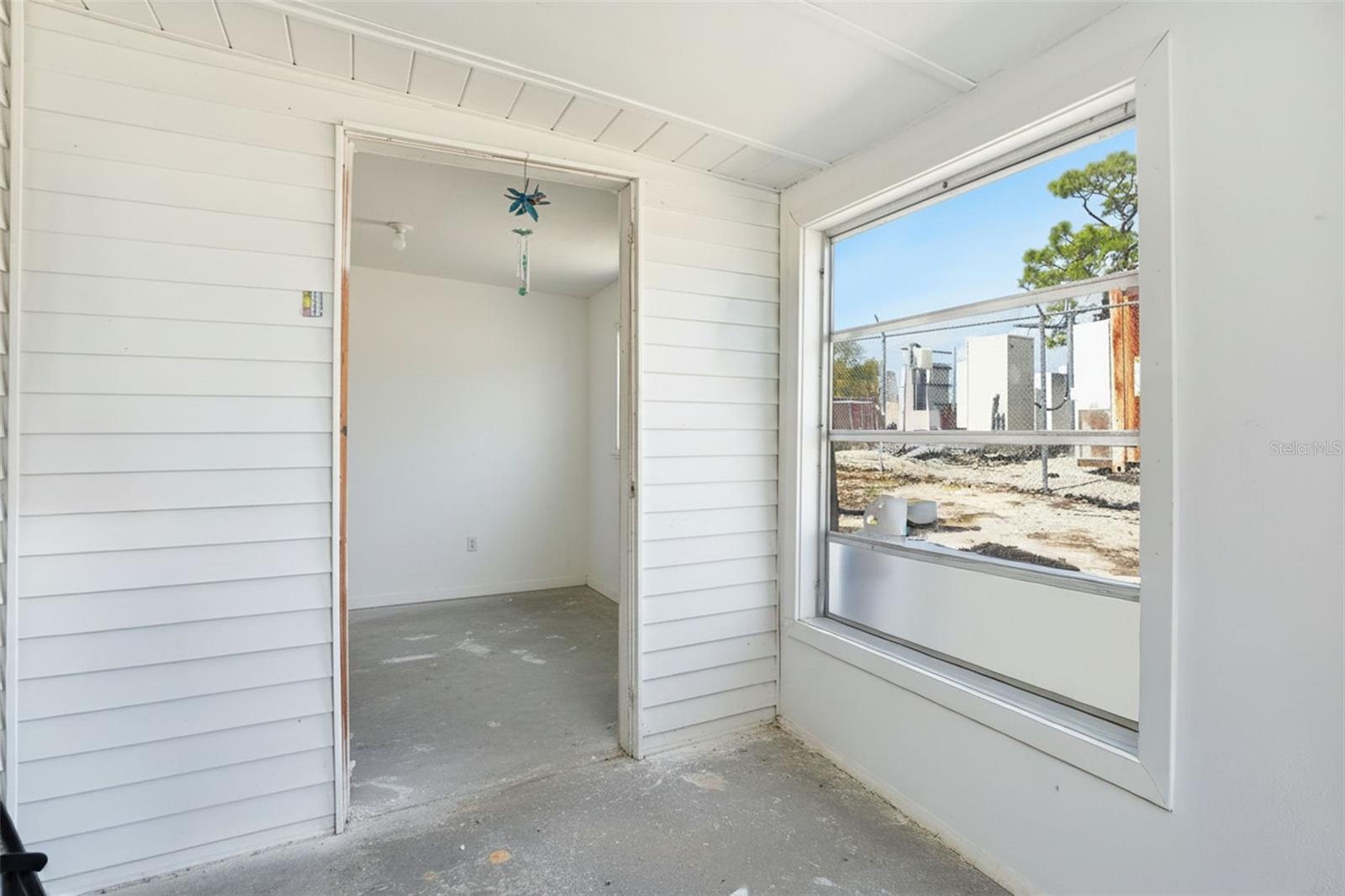 Image 30 of 42 For 13379 Chambord Street