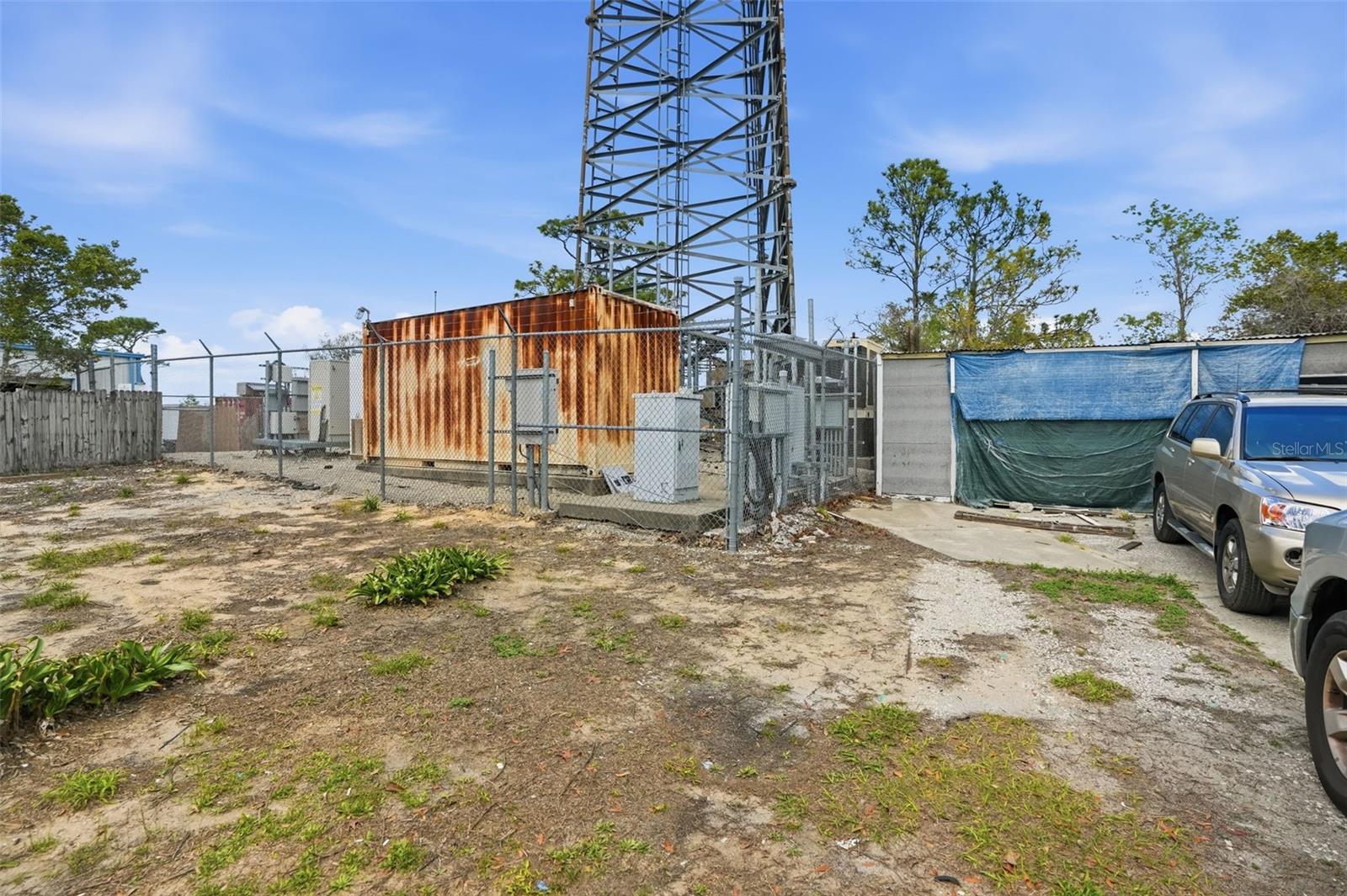 Image 33 of 42 For 13379 Chambord Street