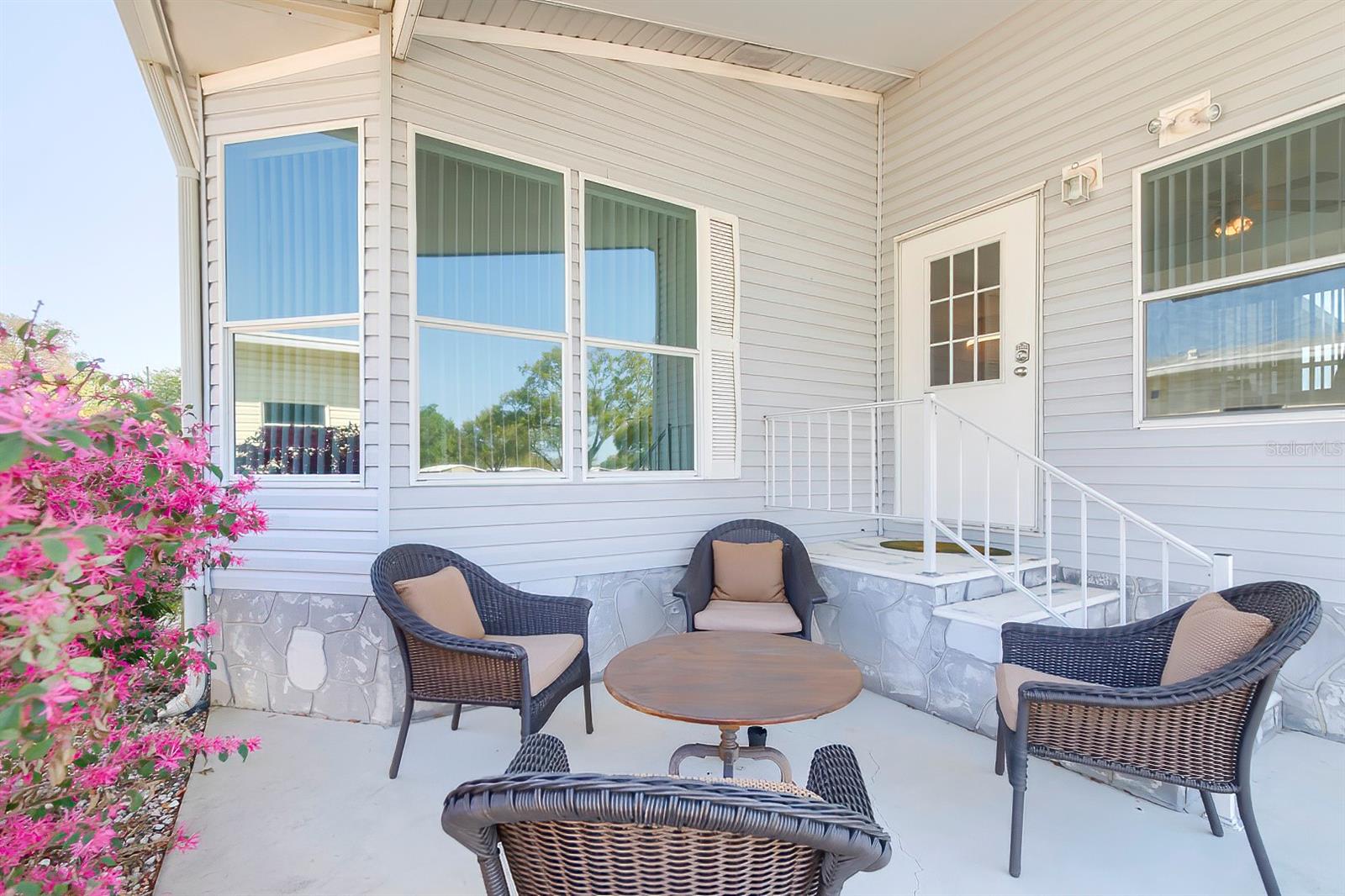 Image 10 of 58 For 15025 Brookridge Boulevard