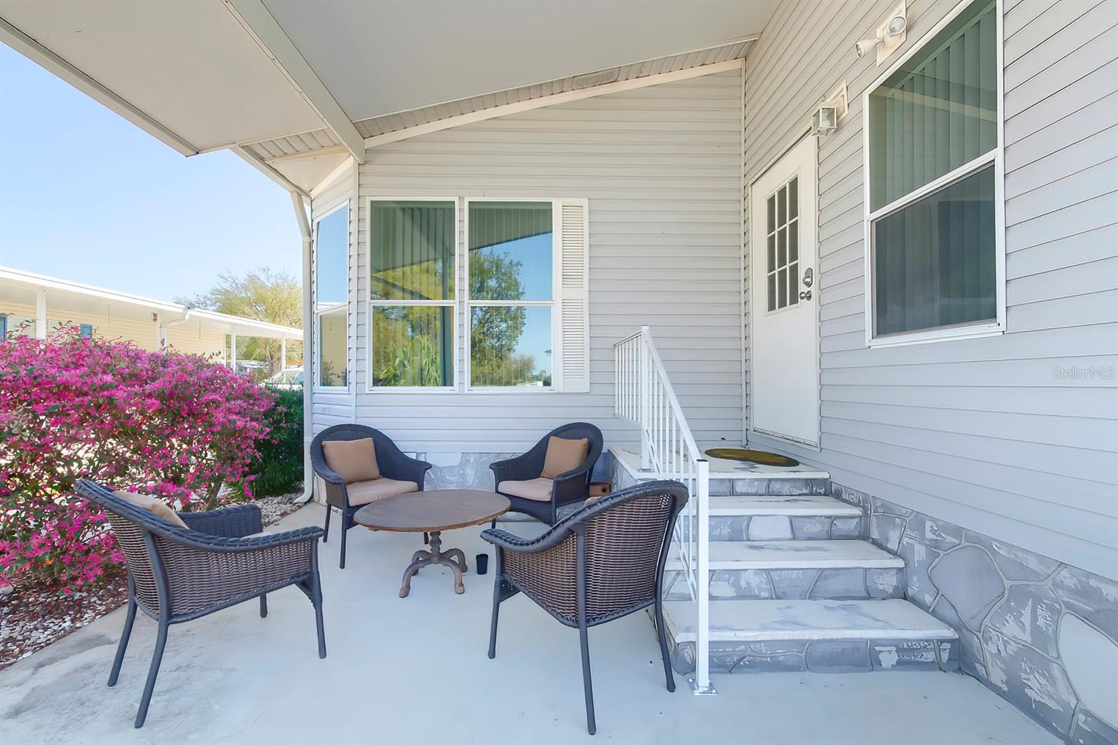 Image 11 of 58 For 15025 Brookridge Boulevard