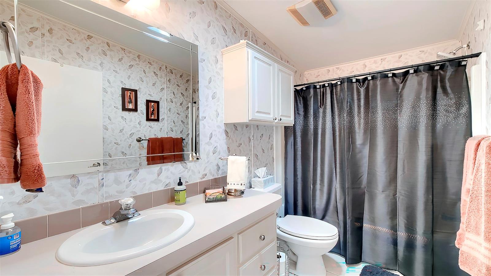 Image 42 of 58 For 15025 Brookridge Boulevard