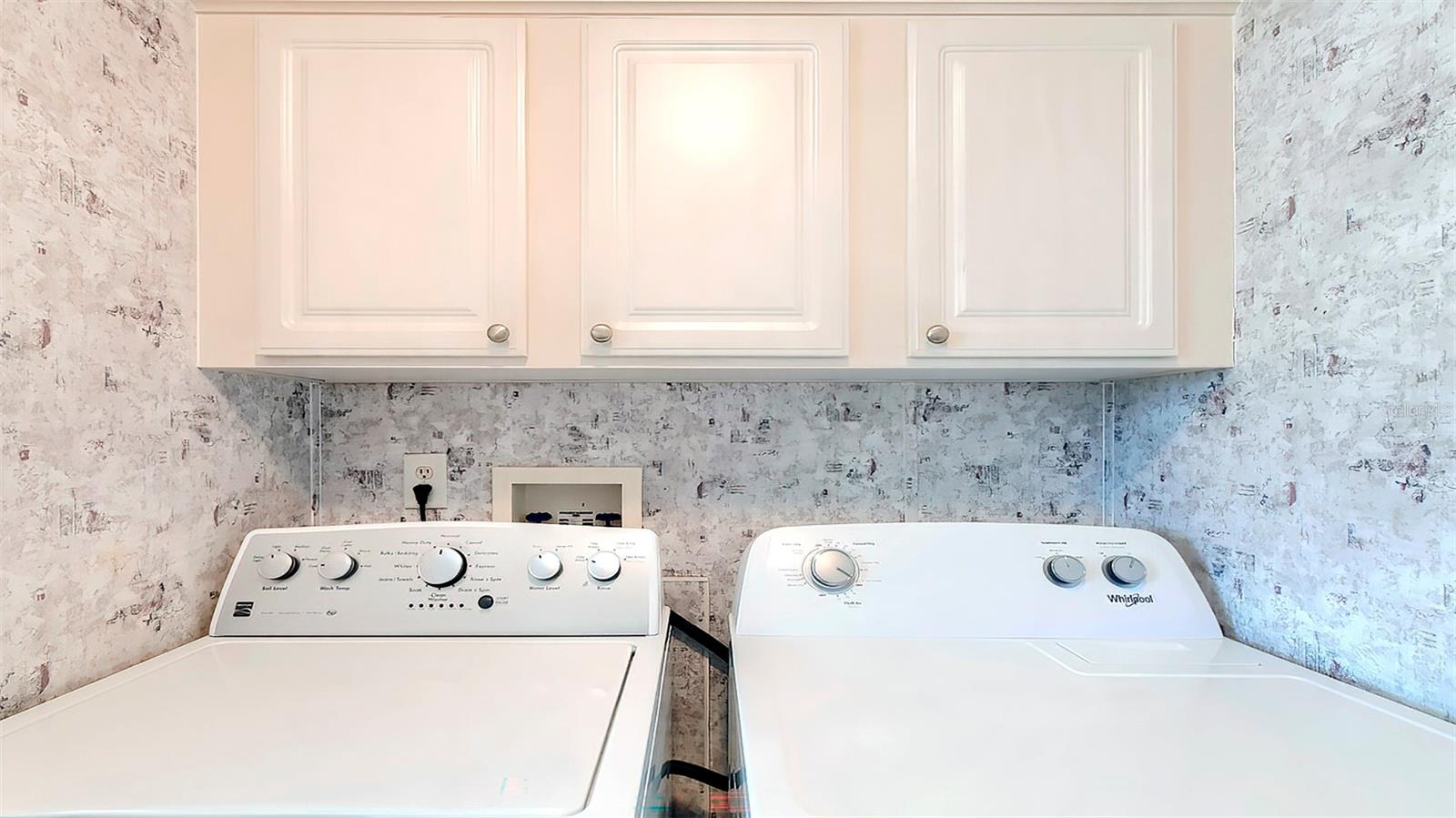 Image 45 of 58 For 15025 Brookridge Boulevard