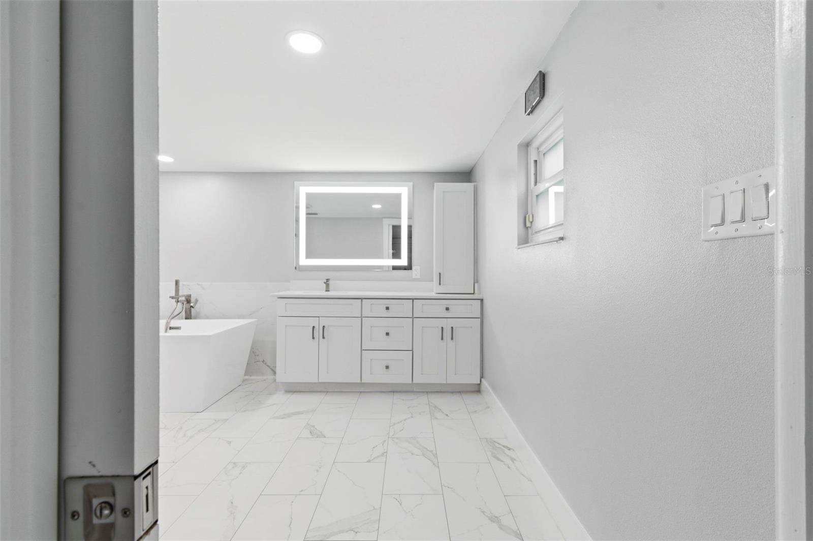 Image 29 of 82 For 212 131st Avenue