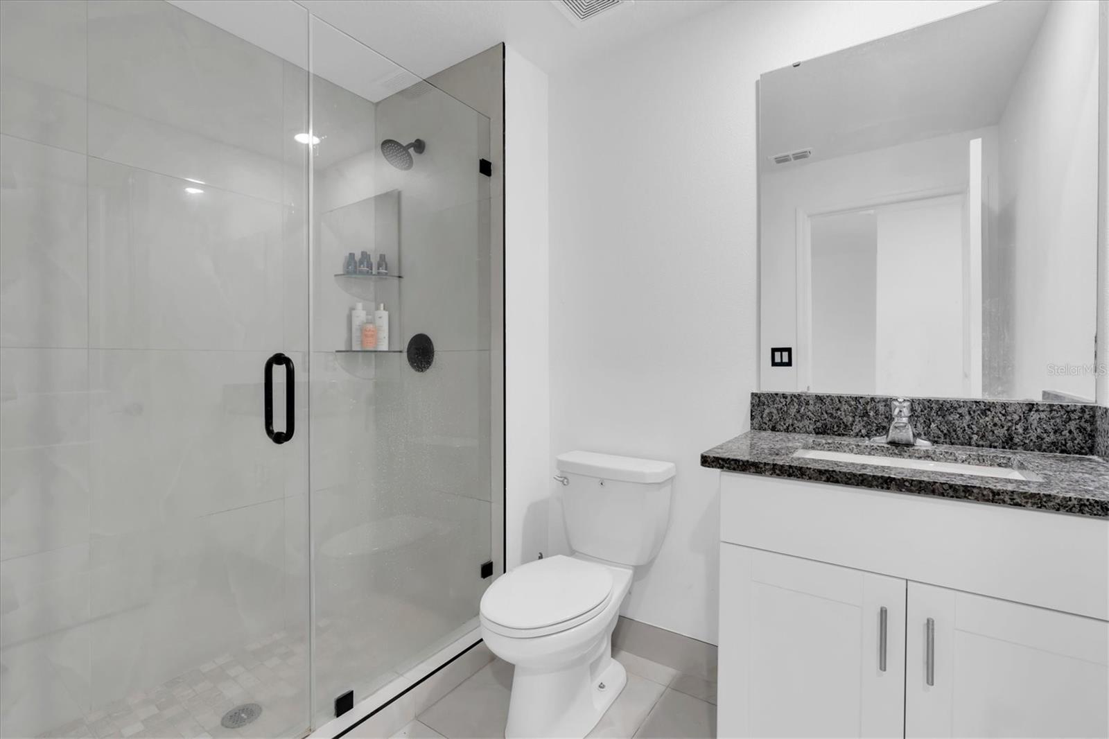 Image 22 of 33 For 8249 Crescent Oaks Drive