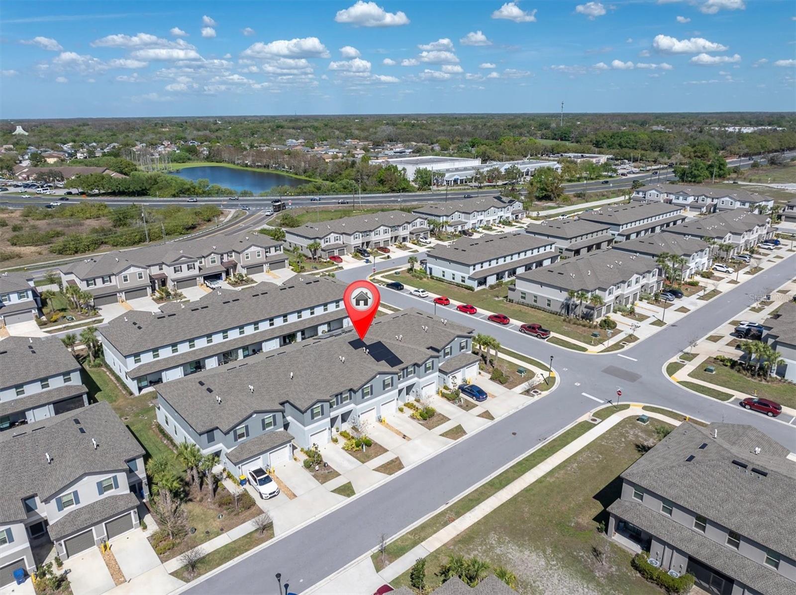 Image 26 of 33 For 8249 Crescent Oaks Drive