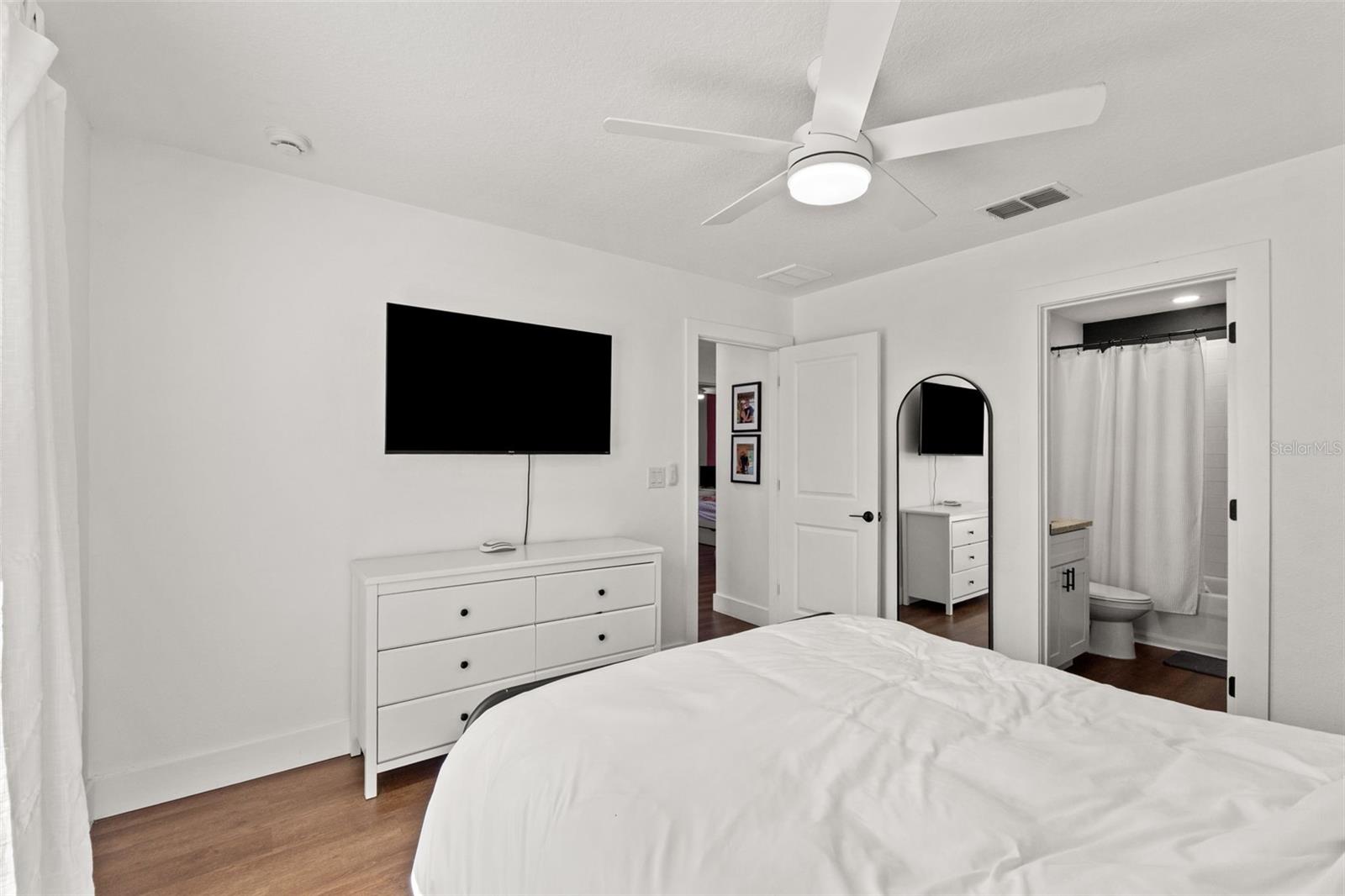 Image 14 of 22 For 12482 Mountain Plover Road