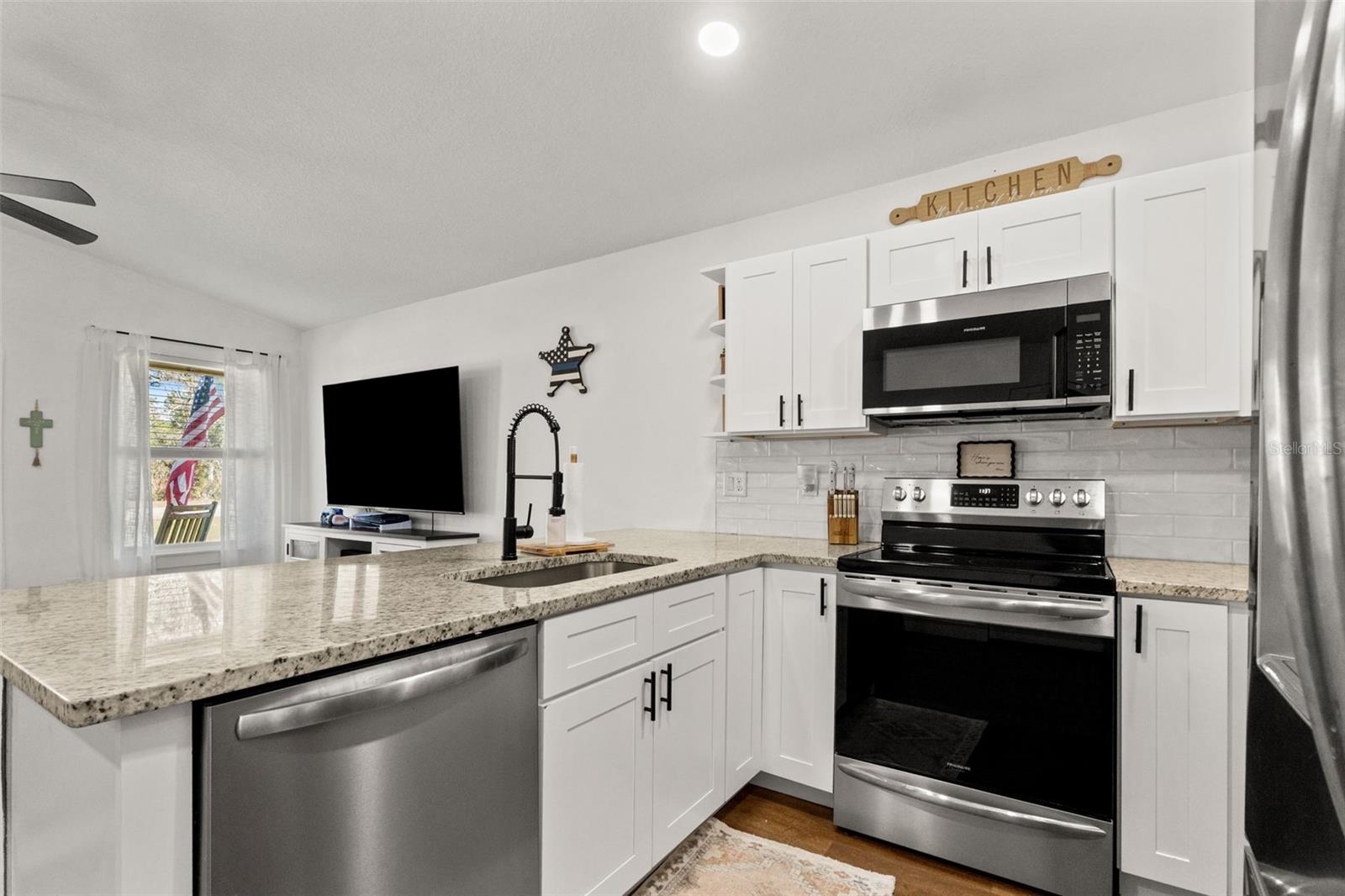 Image 6 of 22 For 12482 Mountain Plover Road